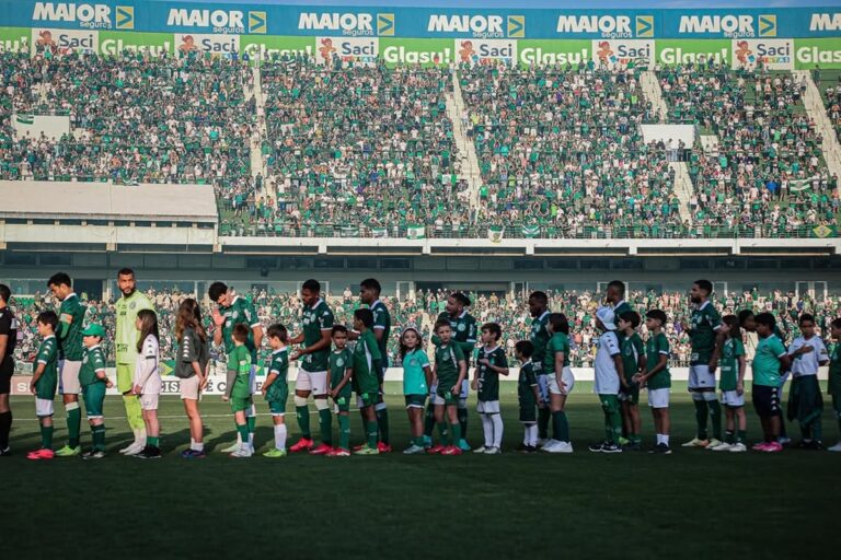 torcedores-do-guarani-entram-em-confronto-com-pm-em-jogo-contra-ponte