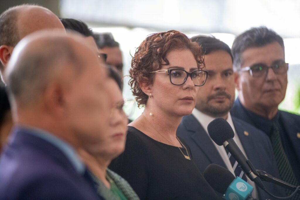 zambelli-escreve-carta-na-prisao-e-revela-pedido-a-temer-sobre-moraes