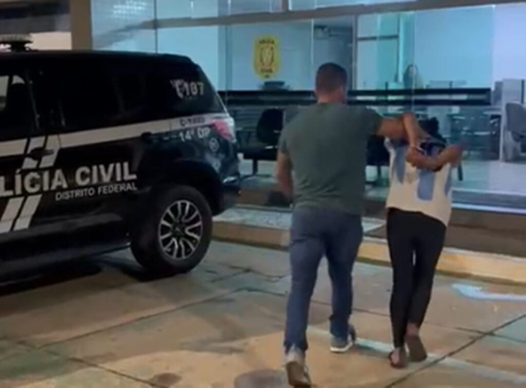 mulher-esfaqueia-motorista-de-app-apos-discussao-por-falta-de-pagamento