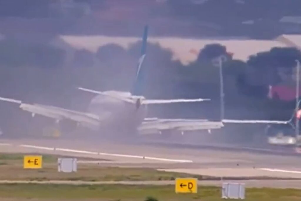 aviao-bate-motor-no-solo-durante-aterrissagem-no-caribe;-video