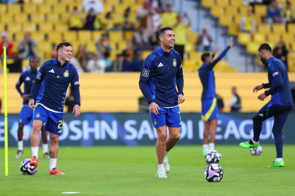 jogador-portugues-deixa-o-al-nassr-e-fecha-com-novo-clube;-veja