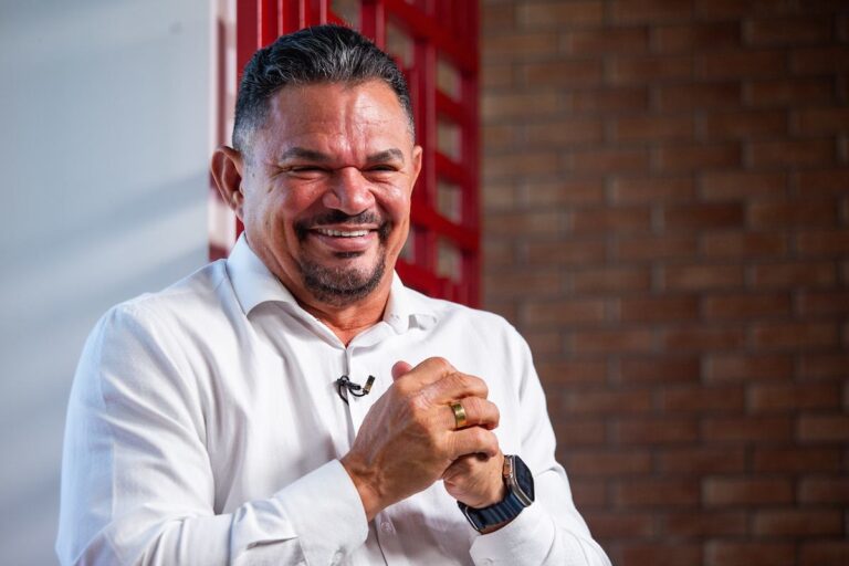 deputado-bolsonarista-diz-que-“beijaria-lula”-por-aumento-de-militares