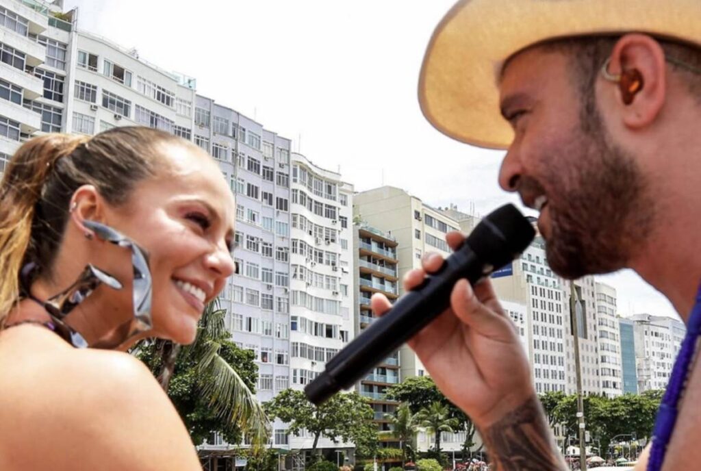 paolla-oliveira-revela-se-ficaria-com-mulheres:-“o-nunca-ja-morreu”