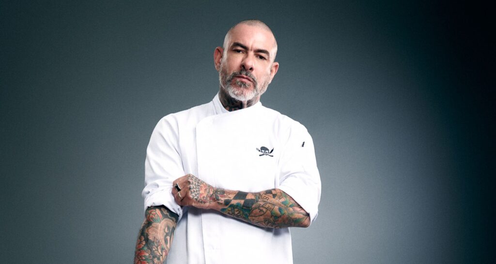 alem-da-cozinha:-conheca-oitao,-a-banda-punk-do-chef-henrique-fogaca