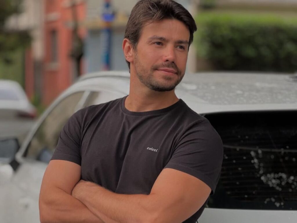 mariano,-dupla-de-munhoz,-explica-divida-que-foi-parar-na-justica:-“estamos-negociando”