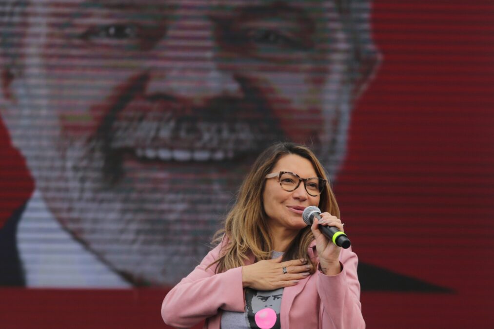 Após condenação de Bolsonaro, Janja posta meme de Nazaré: “Bom dia!”
