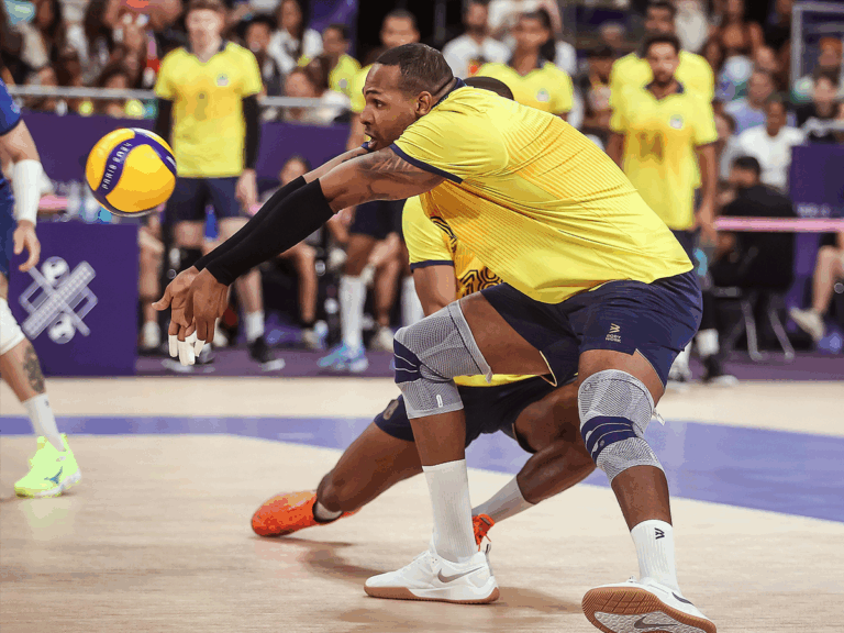 bernardinho-convoca-selecao-brasileira-para-o-mundial-de-volei-nas-filipinas
