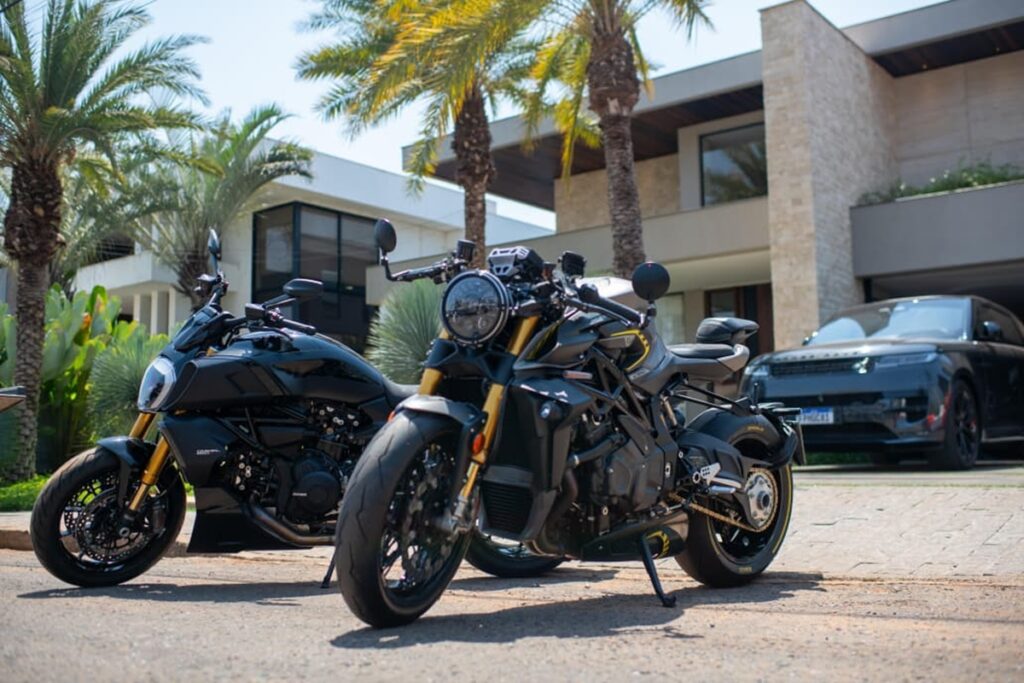 pf-reboca-ferrari-e-motos-de-fernando-cavalcanti-alvo-da-farra-do-inss