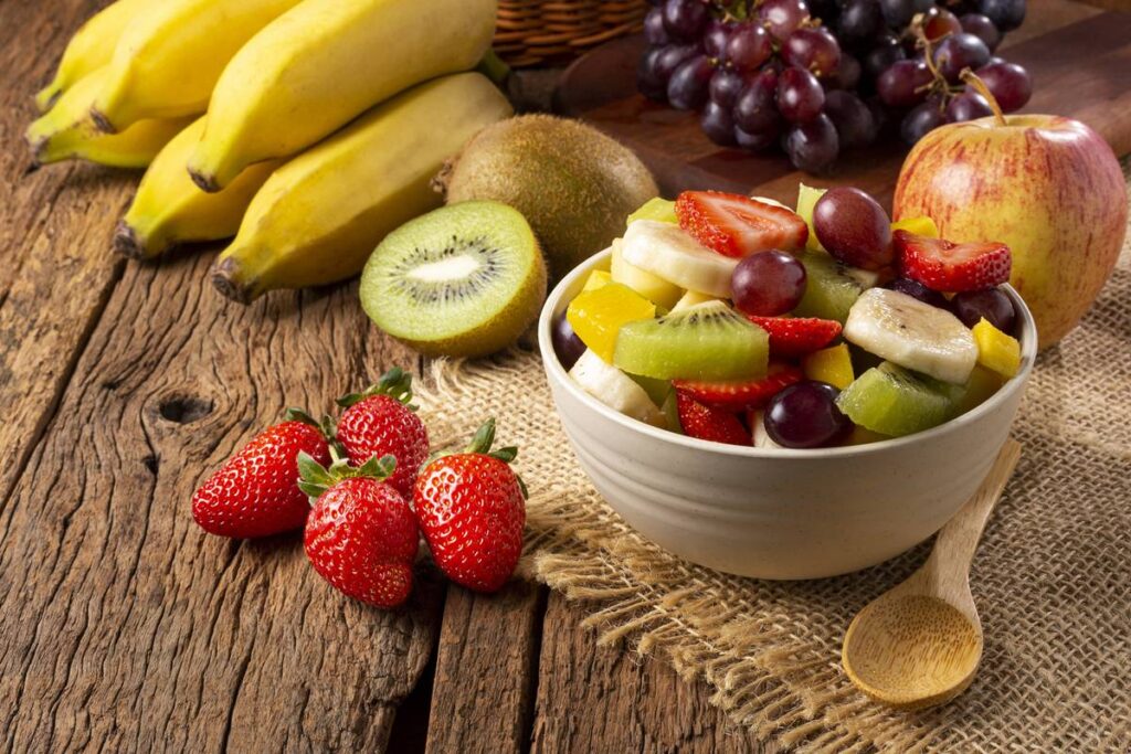 nutri-lista-as-3-frutas-mais-eficazes-para-combater-o-intestino-preso