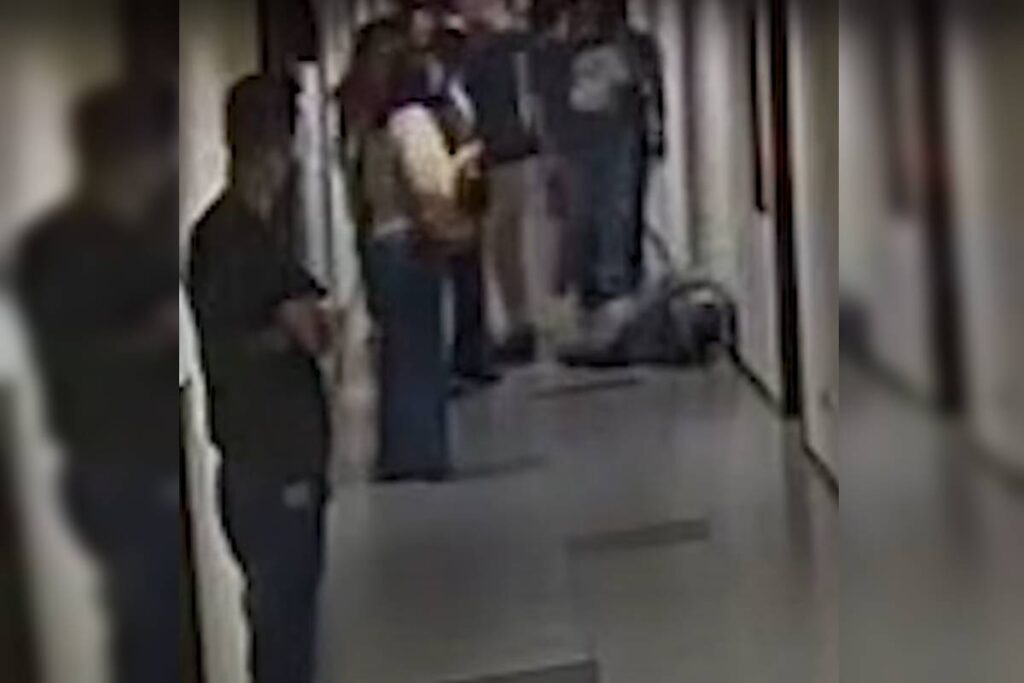 video.-homem-e-agredido-com-soco-dentro-do-trt-10