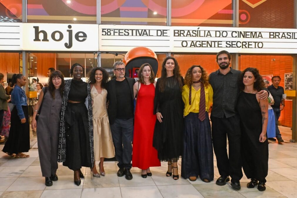 Festival de Brasília começa com O Agente Secreto ovacionado e falas sobre Bolsonaro
