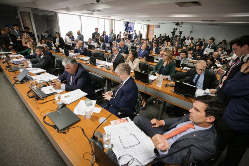 CPMI: lulistas reúnem arsenal para complicar ex-ministro de Bolsonaro