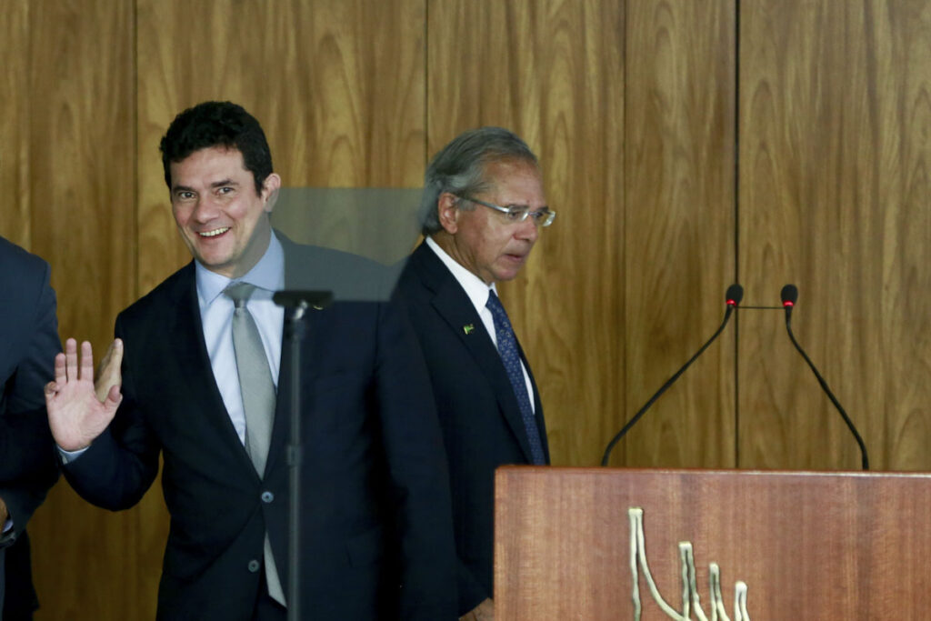 guedes-e-moro-foram-avisados-sobre-fraudes-no-inss-na-gestao-bolsonaro