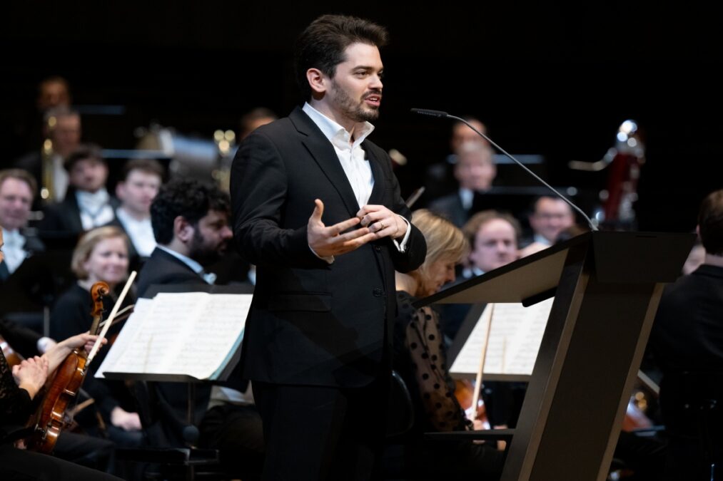 Festival belga barra orquestra alemã liderada por israelense
