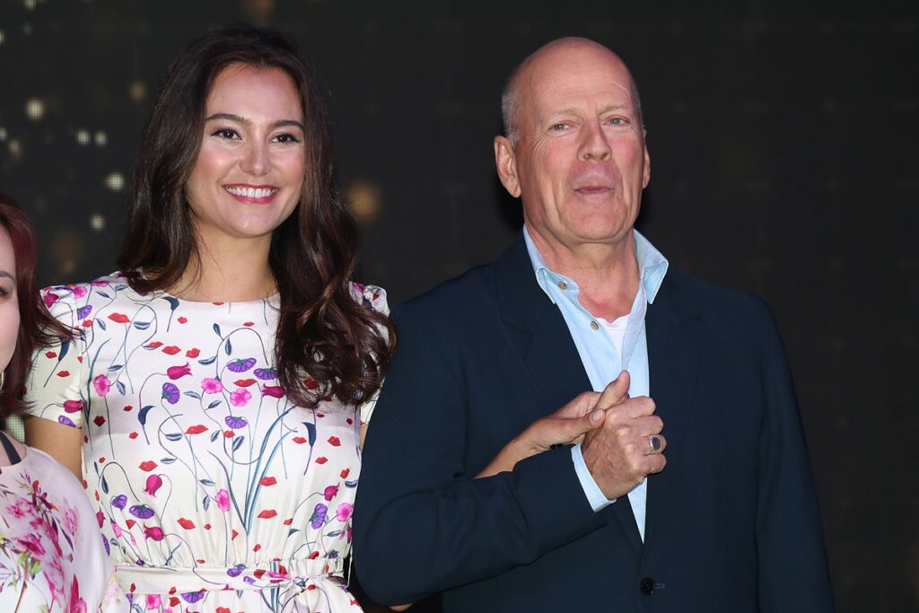 esposa-de-bruce-willis-revela-que-o-ator-nao-se-comunica-mais