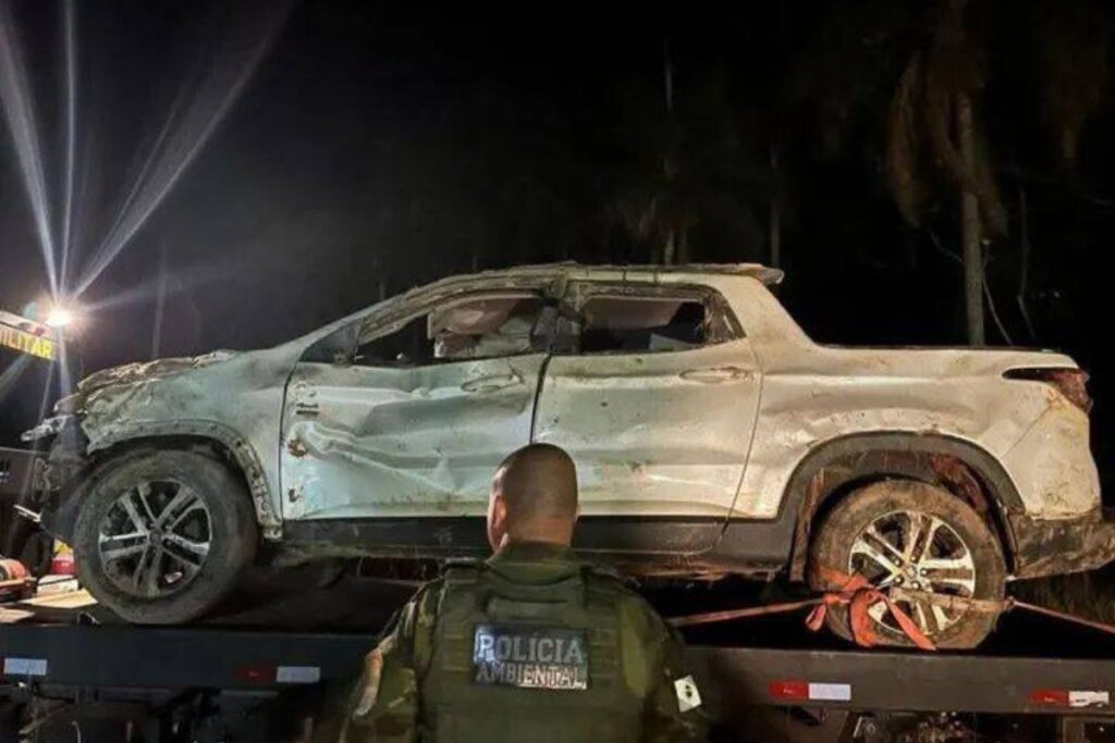 carro-usado-por-desaparecidos-foi-enterrado-em-bunker-no-parana.-video