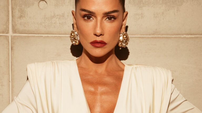 deborah-secco:-“eu-ja-era-feminista-antes-de-virar-moda”
