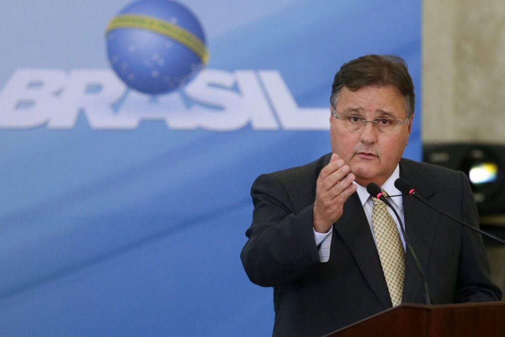Inelegível, Geddel prepara novo sucessor para 2026