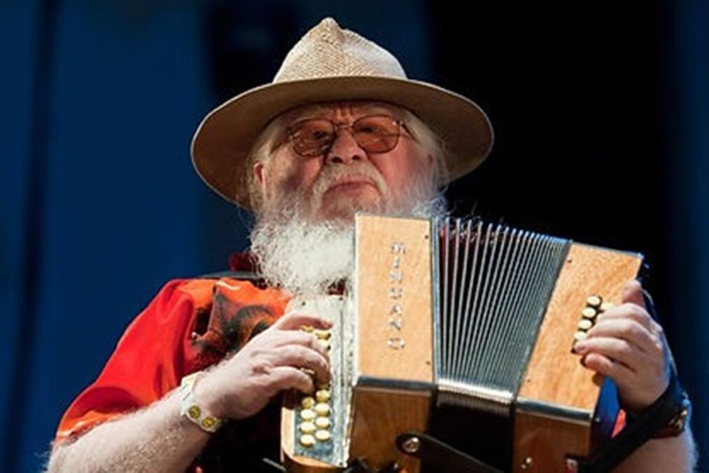 Lula lamenta a morte do multi-instrumentista Hermeto Pascoal