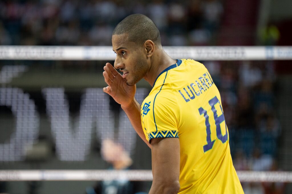 brasil-bate-a-china-de-virada-na-estreia-do-mundial-de-volei-masculino