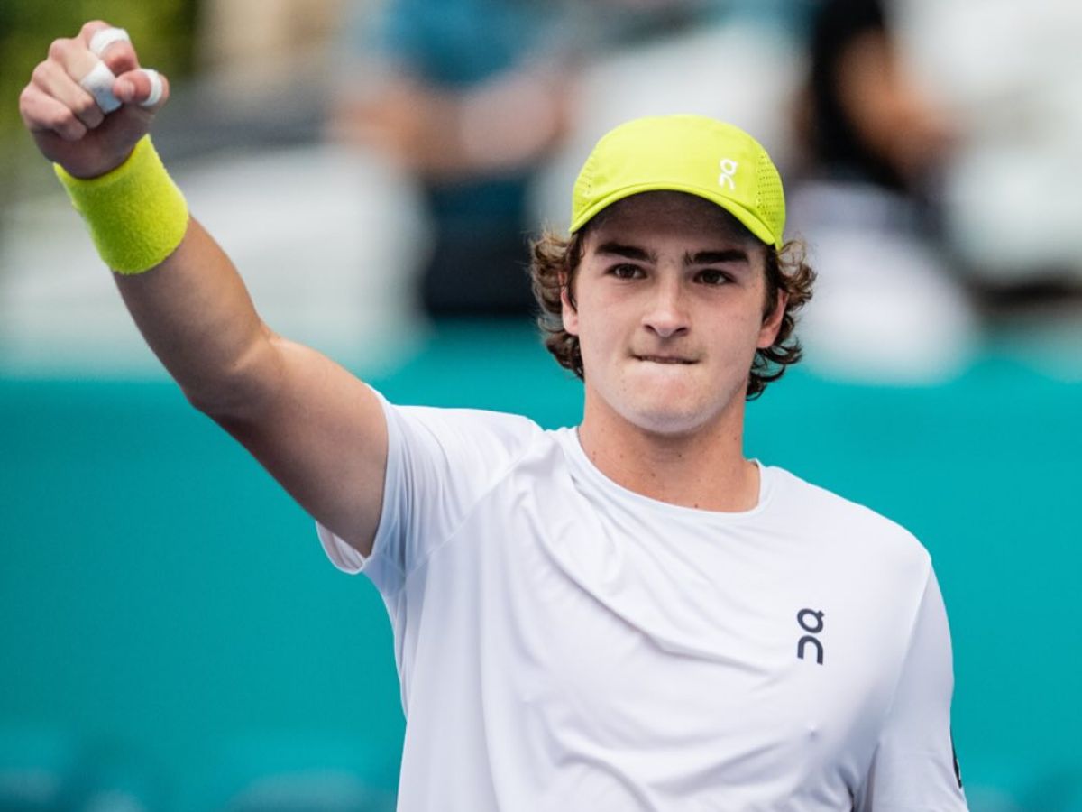 Triunfal! João Fonseca vence ex-número 3 mundial e garante Brasil na Copa Davis