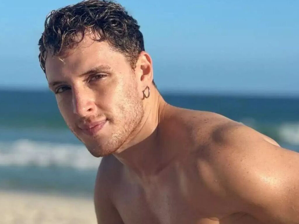 diego-martins-assume-romance-com-ator-da-globo