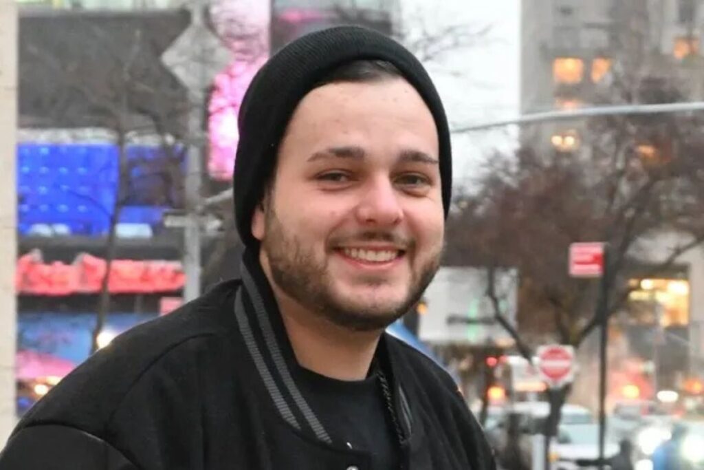 jovem-de-sao-paulo-e-detido-pela-imigracao-nos-eua-e-mae-pede-ajuda