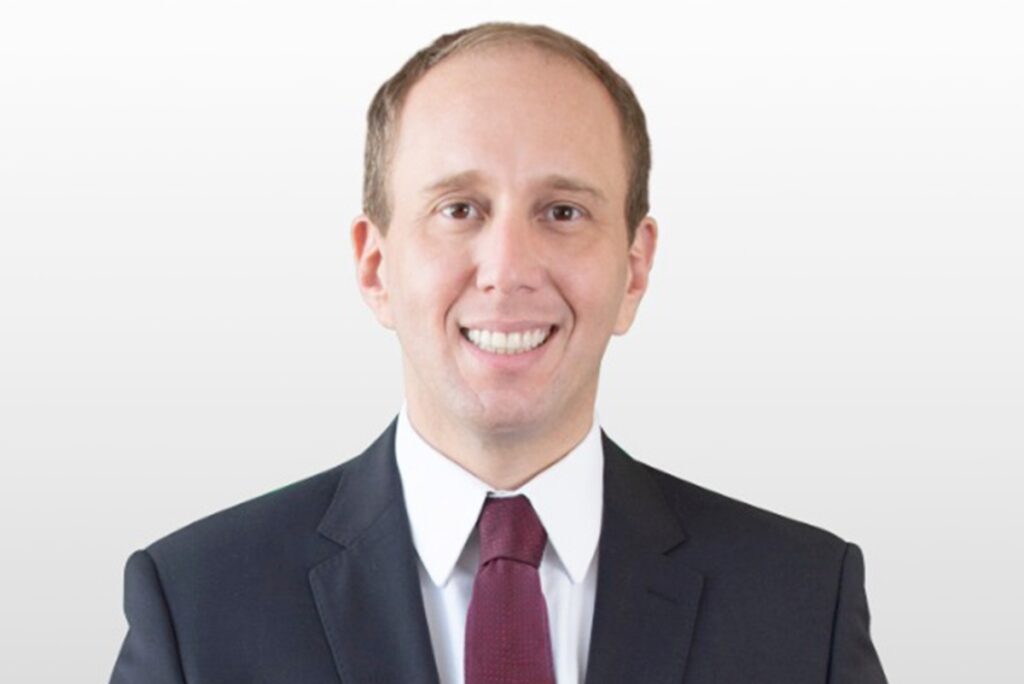 com-tarcisio-presidenciavel,-prefeito-tiktoker-mira-governo-de-sp