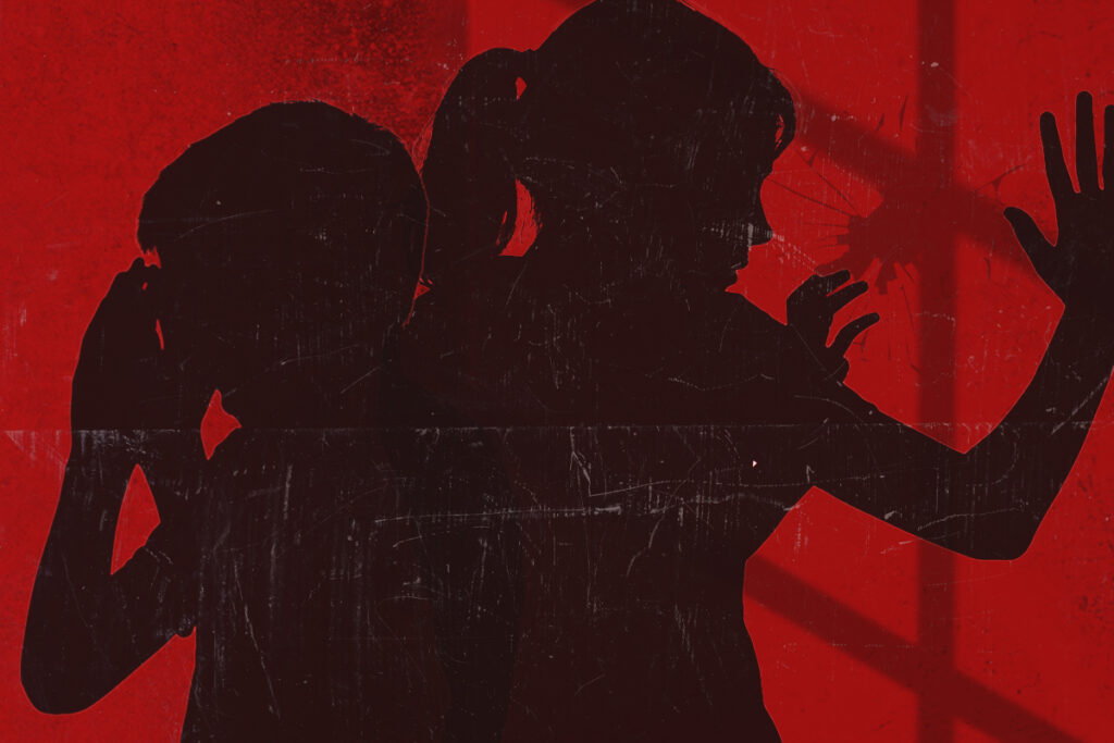 casal-e-preso-por-torturar-criancas-e-forca-las-a-comer-como-cachorros