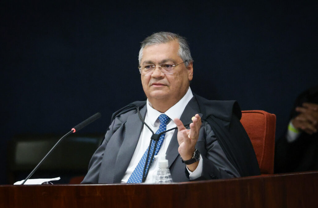 Saiba quais os indícios que levaram Dino a suspender emendas