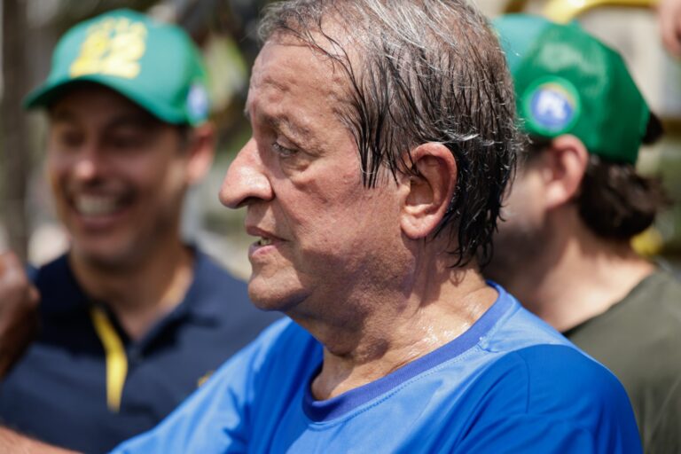 de-che-guevara-a-golpe:-derrapadas-de-valdemar-irritam-bolsonaristas
