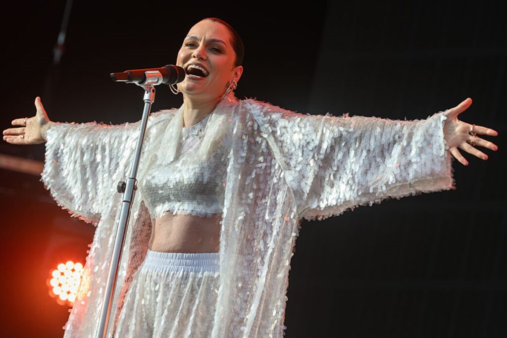 em-tratamento-contra-o-cancer,-jessie-j-fala-sobre-show-no-brasil