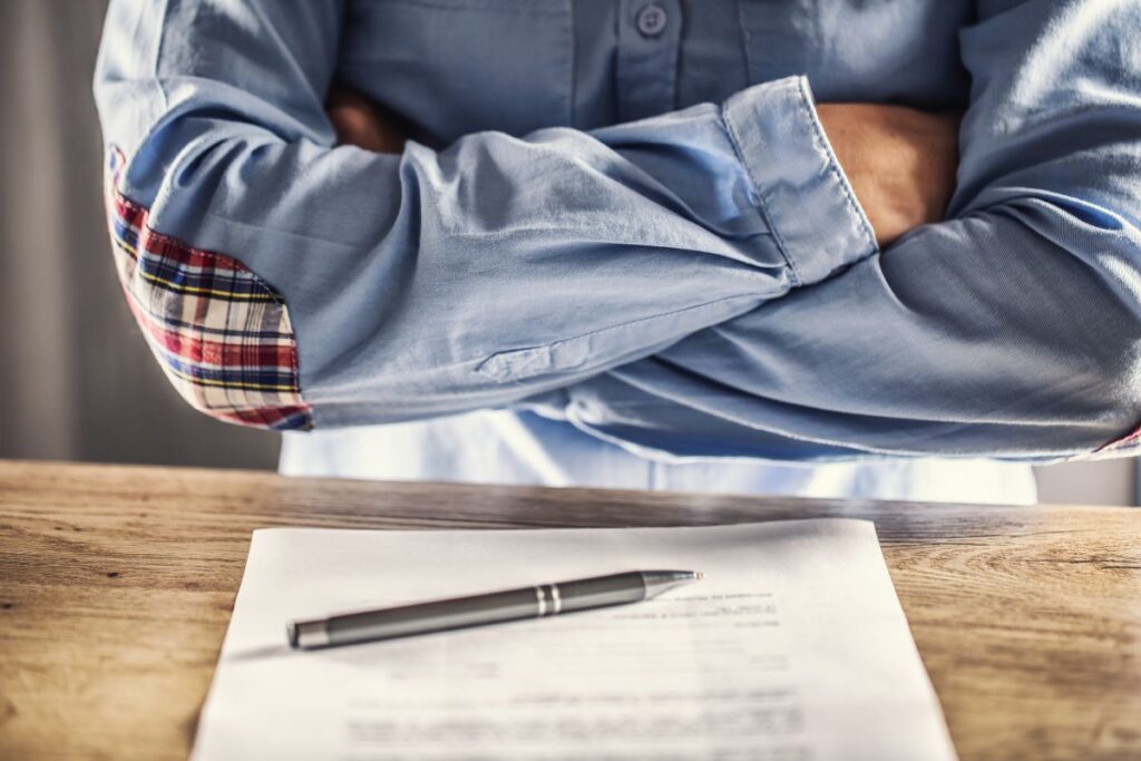 homem-e-demitido-antes-de-comecar-a-trabalhar-por-motivo-inesperado