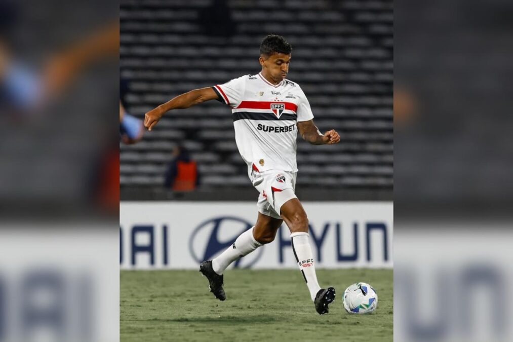 Luiz Gustavo se recupera de tromboembolia e pode atuar pelo São Paulo