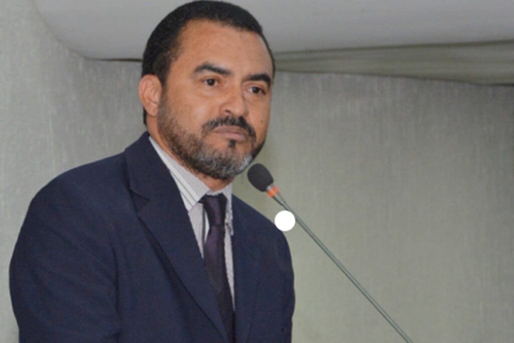 “ce-nao-imagina-o-esquema”,-diz-ex-de-primeira-dama-sobre-governador-do-to