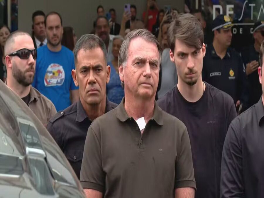 Bolsonaro recebe alta após apresentar melhora da função renal, diz novo boletim