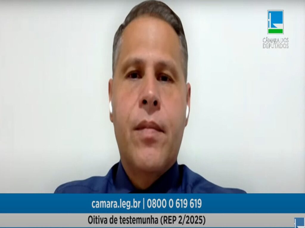 ex-assessor-acusa-moraes-de-monitorar-carla-zambelli-nas-redes-sociais