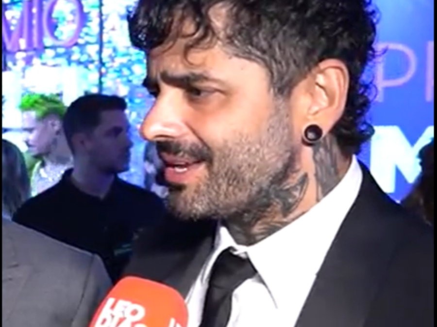 Lucas Silveira dispara contra o Grammy Latino e critica fusão de categorias: “Morreu para mim”
