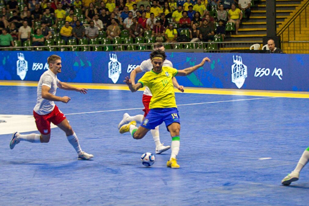 Brasil vence Polônia na estreia da Copa das Nações de Futsal