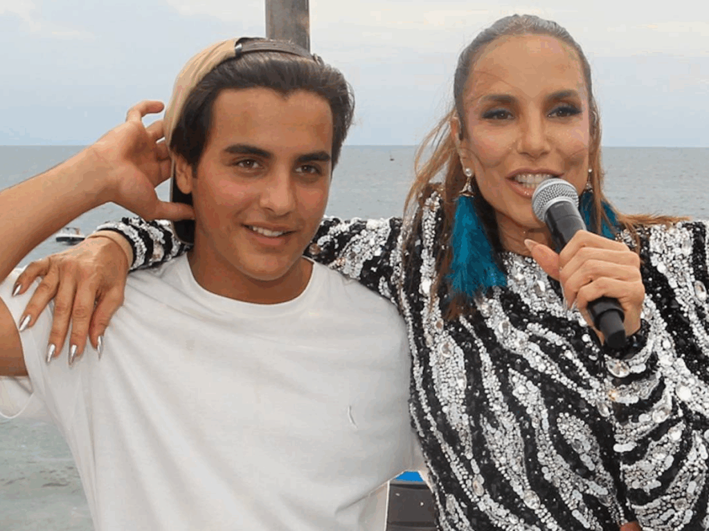 “queria-ser-linda-assim”,-brinca-ivete-sangalo-sobre-semelhanca-com-filho-mais-velho