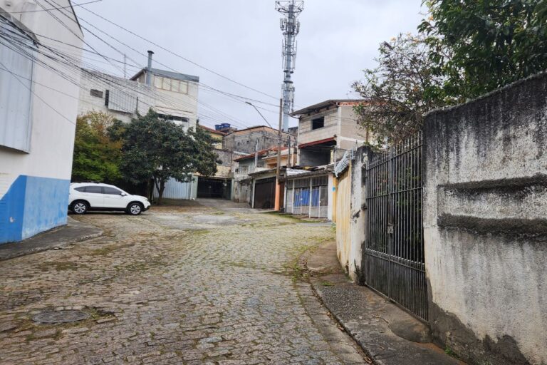 de-igreja-a-moradia-popular:-entenda-emendas-que-privatizam-ruas-de-sp