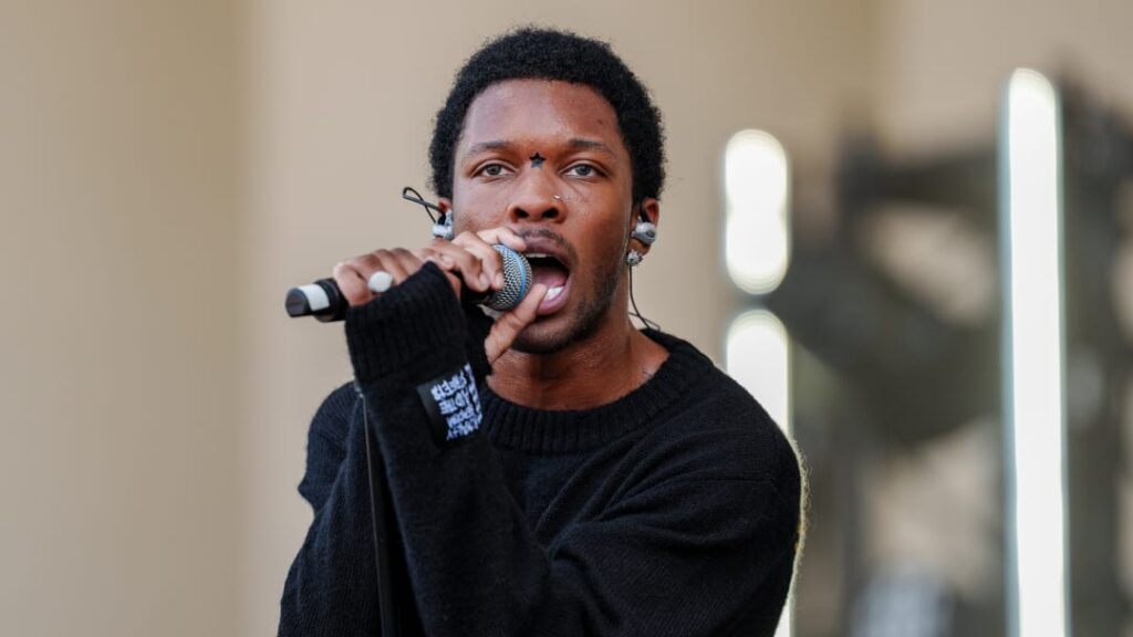 lollapalooza-brasil-estuda-retirar-d4vd-do-lineup;-jade,-ex-little-mix,-e-cotada-como-substituta