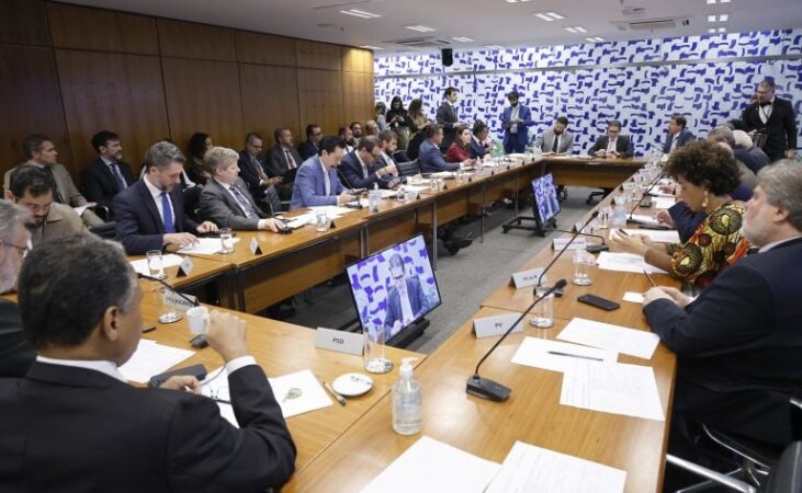dosimetria-ao-inves-da-anistia-pode-diminuir-pressao-sobre-motta,-avalia-especialista