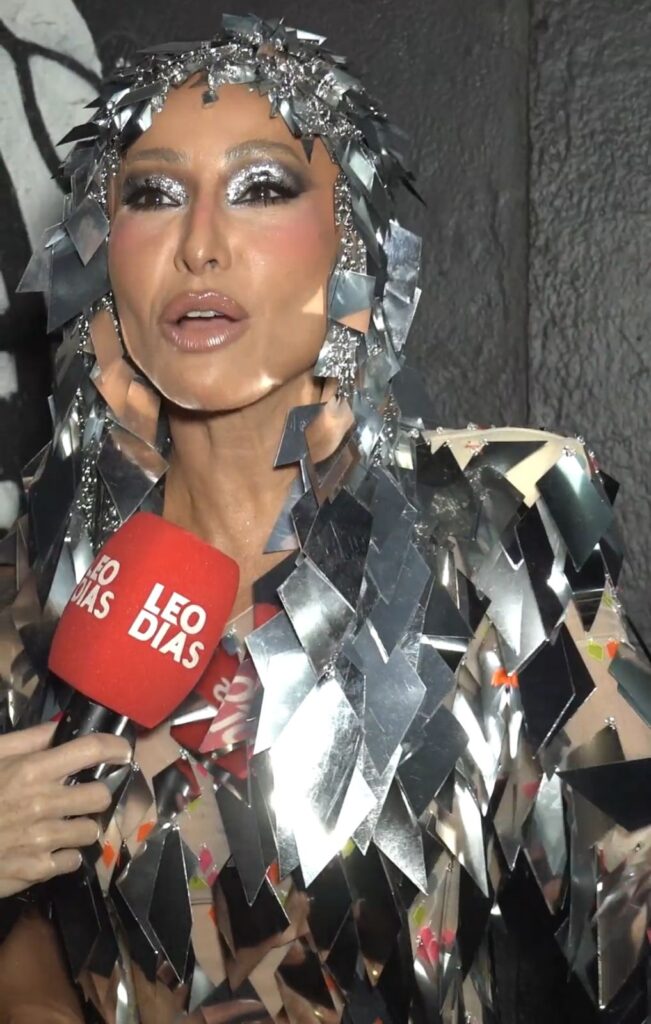 sabrina-sato-descarta-aposentadoria-do-carnaval:-“vou-desfilar-ate-os-meus-100-anos”