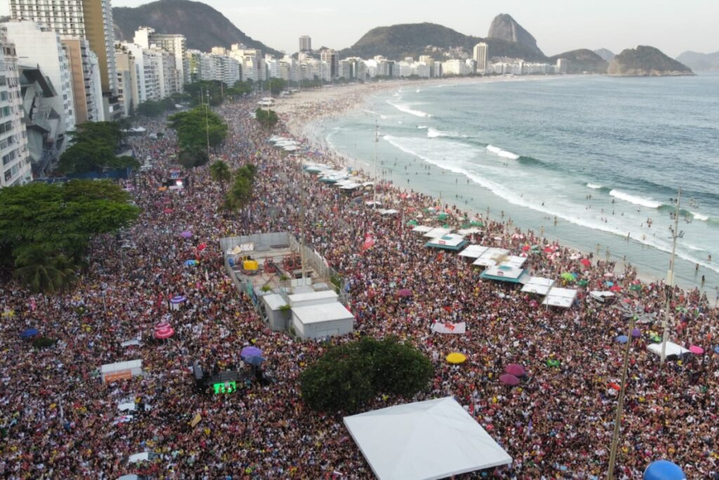 ato-contra-pec-da-blindagem-reuniu-41,8-mil-em-copacabana,-diz-usp
