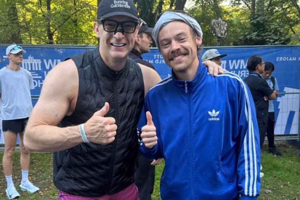 Vídeo: Harry Styles corre Maratona de Berlim em menos de três horas