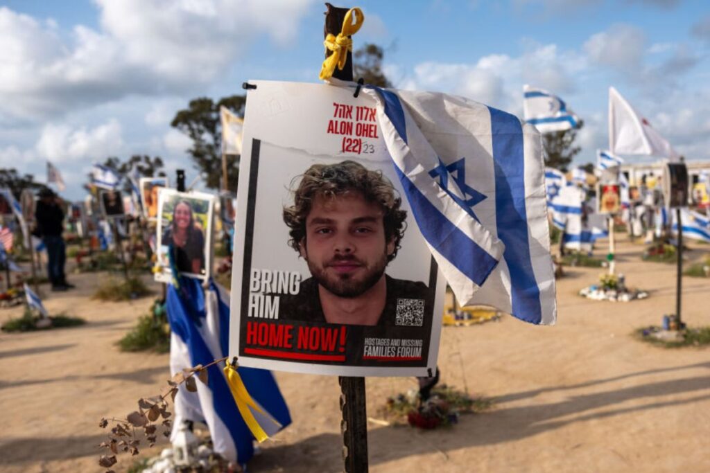 em-novo-video-do-hamas,-refem-implora-acordo-a-netanyahu