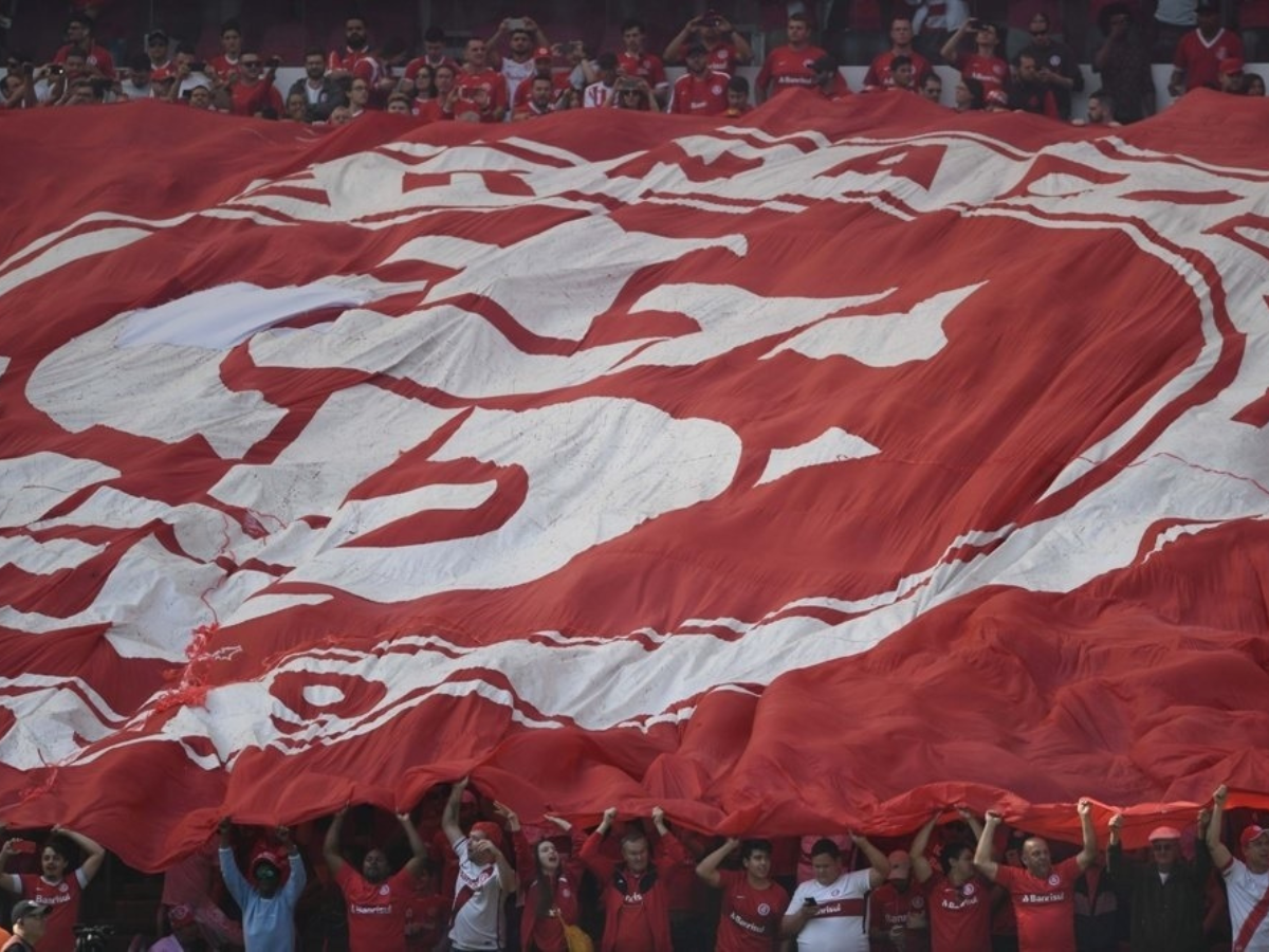 Internacional busca novo técnico e abre negociações com Zubeldía, ex-São Paulo