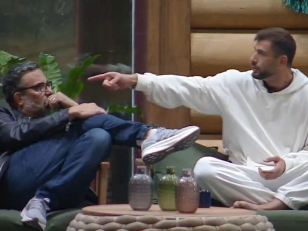 “a-fazenda-17”:-nizam-bate-boca-com-fabiano-apos-ser-chamado-de-“leva-e-traz”