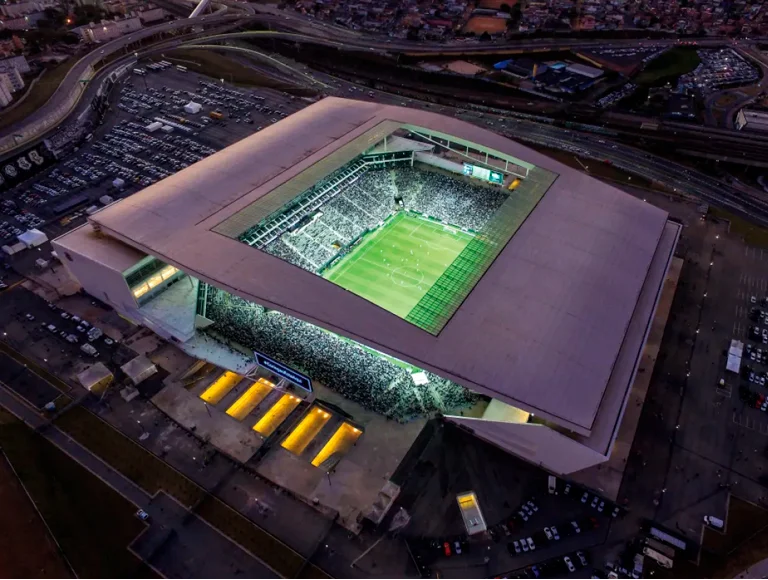 corinthians-inicia-conversas-com-a-caixa-para-rever-juros-da-divida-do-estadio